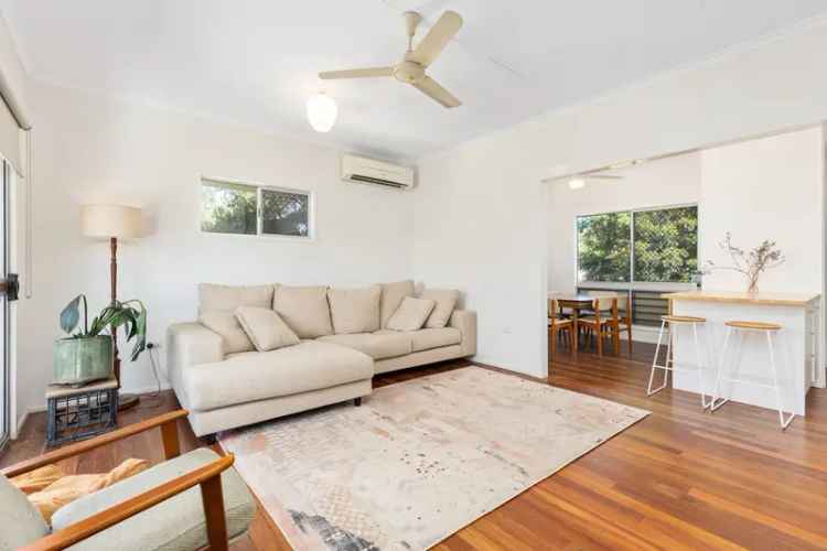 FANTASTIC FIRST HOME