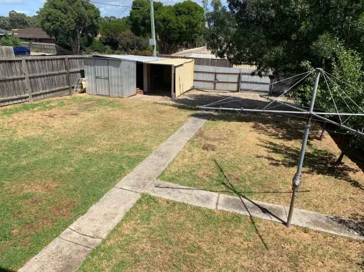 3 Bedroom 2 Bathroom House 163 m² Melbourne