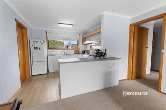 Apartment For Sale , 2, Spray Street, Melbourne, Victoria