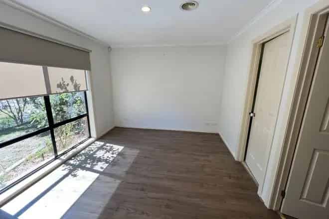 House For Rent , 8, Everwin Drive, Melbourne, Victoria