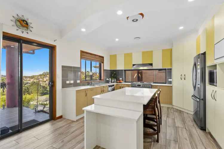 5 Bedroom House For Lease Figtree NSW