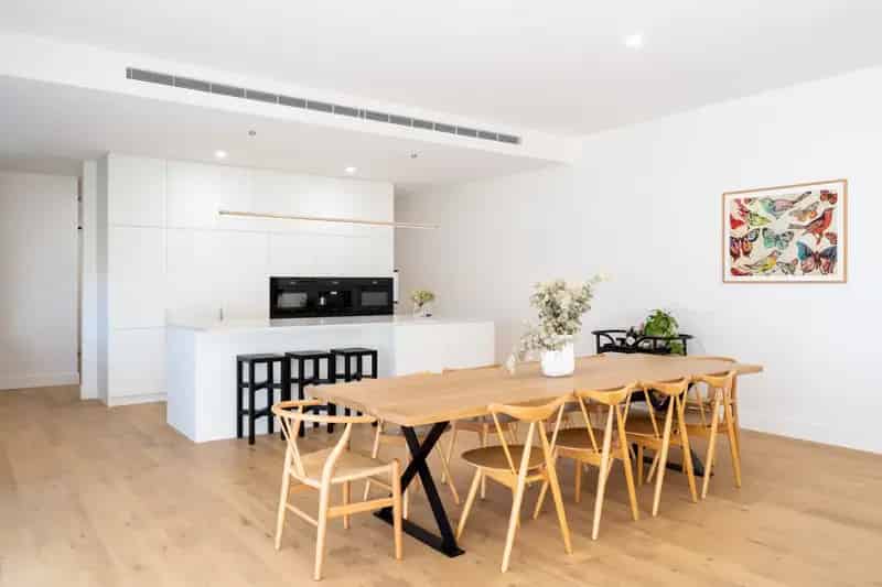Rent Boutique Luxury House in Glenelg North with Designer Features
