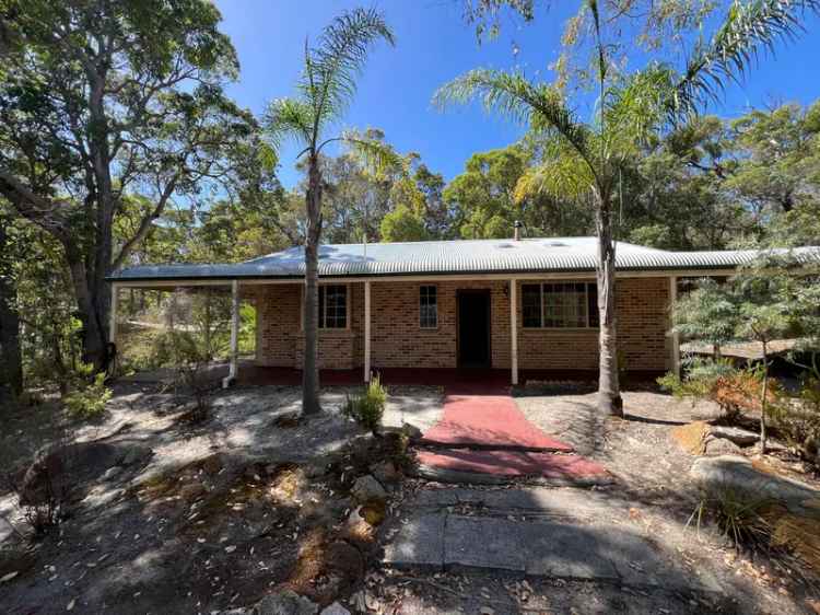 Tucked Away on Blue Wren 2-Bedroom Home Jarrah Bushland