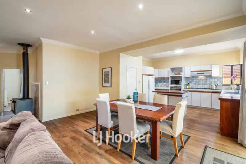 Buy Family Home in Beachside Abbey Busselton with 4 Bedrooms and Outdoor Space