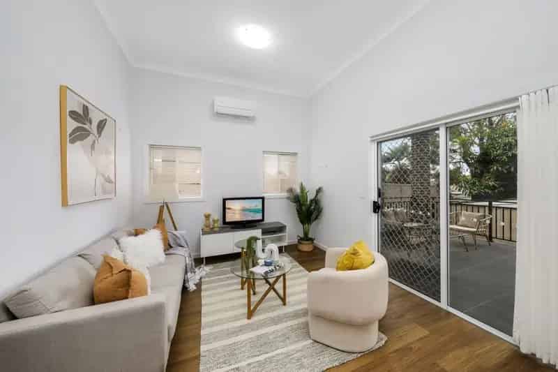 1 room house of 55 m² in Sydney