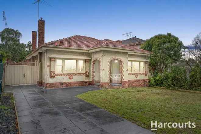 House For Sale in Melbourne, Victoria