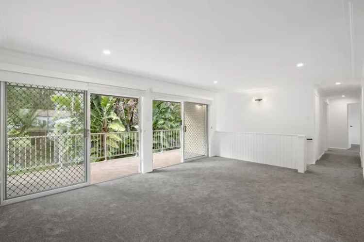 Ettalong Beach Family Home For Lease - 3 Beds, 2 Car Garage