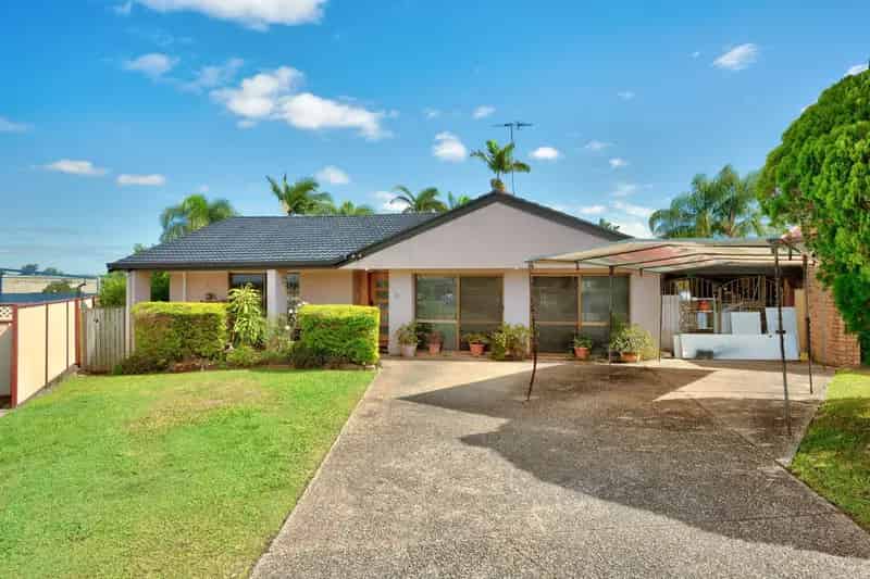 Contemporary Family Comfort with Premium Upgrades in Sunnybank Hills