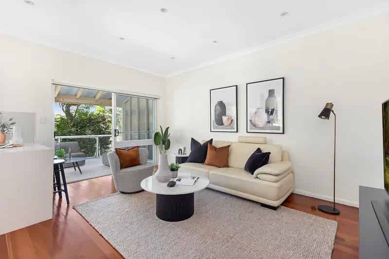 Expansive Family Home, Full Brick Quality In An Idyllic Setting