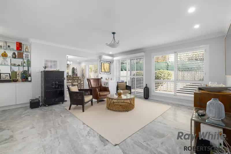 Luxurious buy house in The Avenue with five bedrooms and modern features