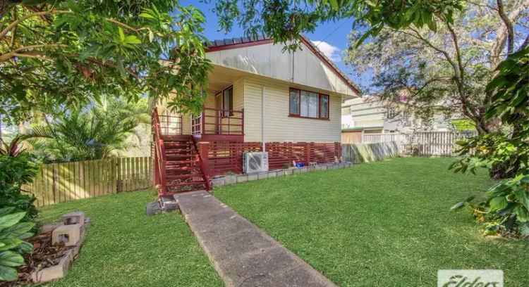 West Gladstone 3 Bed 1 Bath Family Home Investment Opportunity