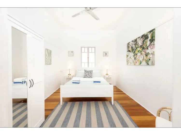 Central Queenslander Living, Fully Furnished, 3 Km To City