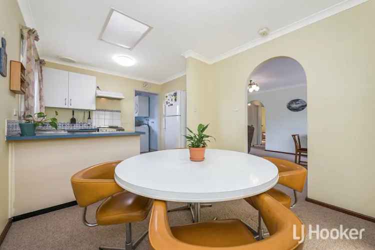 House For Sale in City of Gosnells, Western Australia