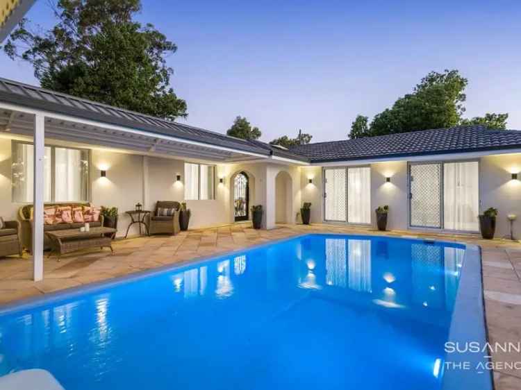 Luxury Lesmurdie Home: Modern Elegance Meets Family Comfort