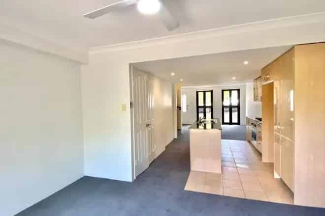 House For Rent , 6-8, Hotham Street, Melbourne, Victoria