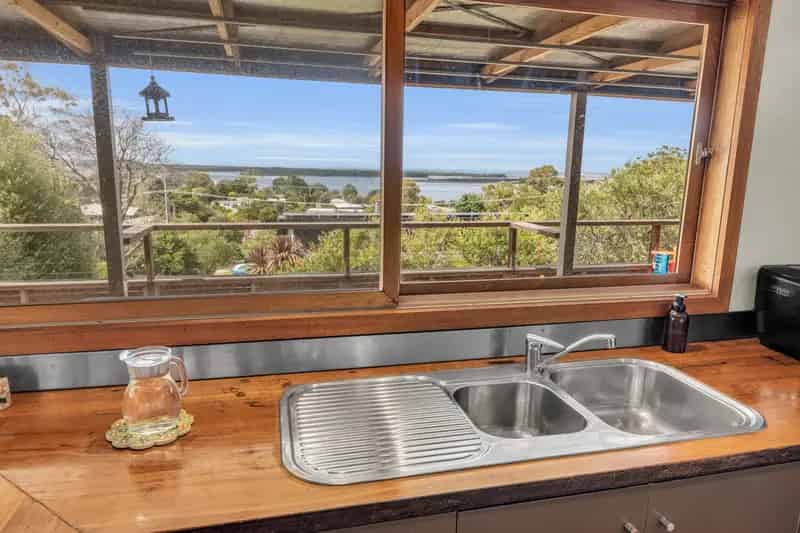 House For Rent , 61B, Vista Drive, Mallacoota, Victoria