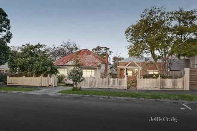 House For Sale in Melbourne, Victoria