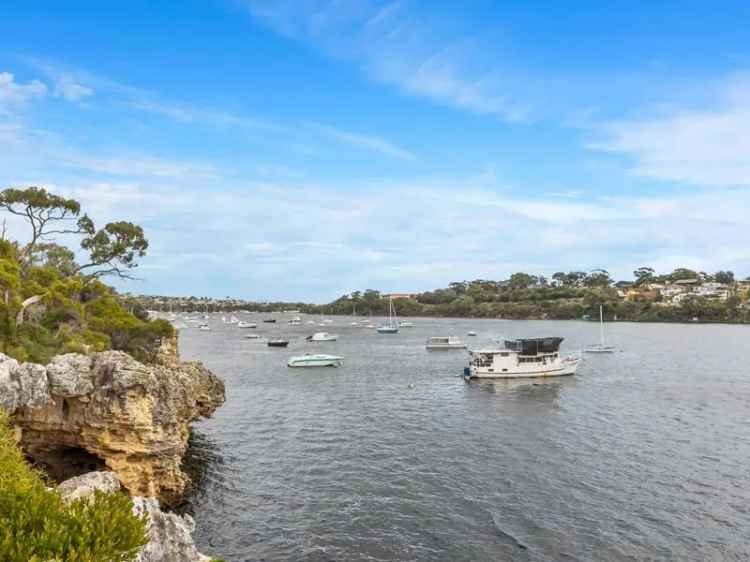 House For Sale in City of Melville, Western Australia