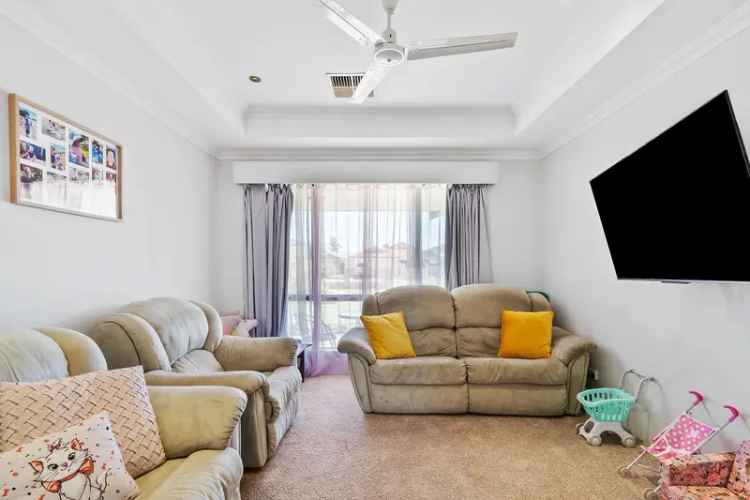 Spacious Family Home on Large 2035sqm Block in South Yunderup