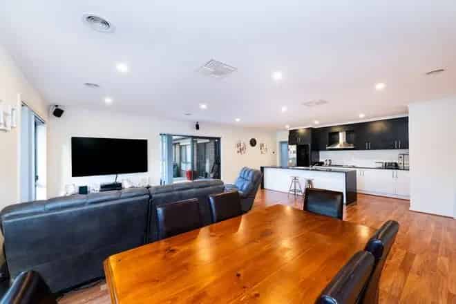 House For Sale , 35, Daisy Loop, Googong, New South Wales