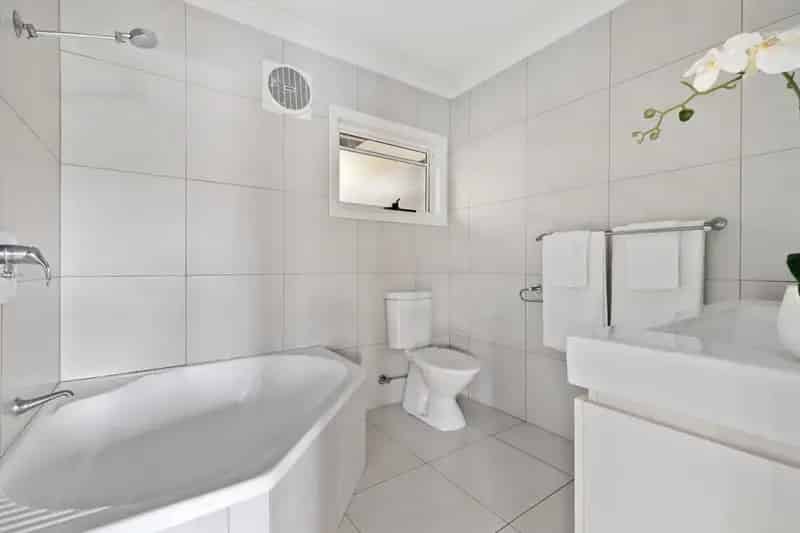 House For Rent , 23, Chicester Street, City of Brisbane, Queensland