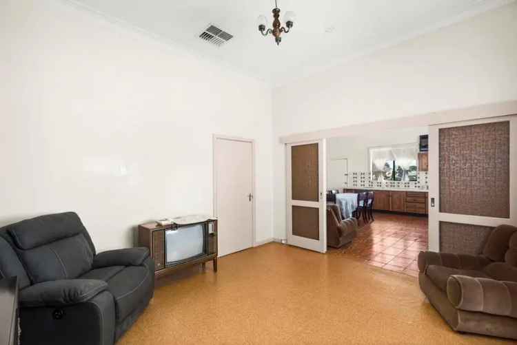 House For Sale in 12, Collins Street, Melbourne, Victoria