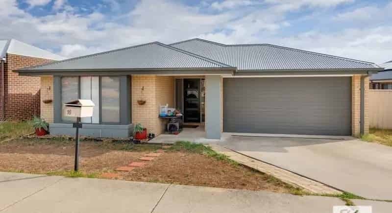 House For Rent , 16, Keighran Avenue, Wodonga, Victoria