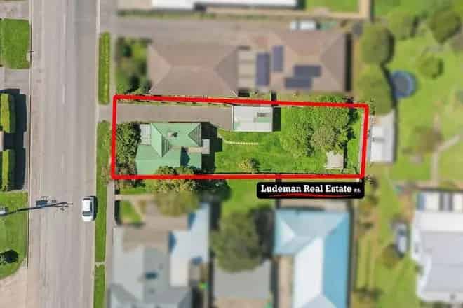 House For Sale , 83, Drummond Street, City of Warrnambool, Victoria