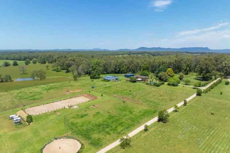 For Sale Rural Property in Mortons Creek with Equestrian Facilities and Pool