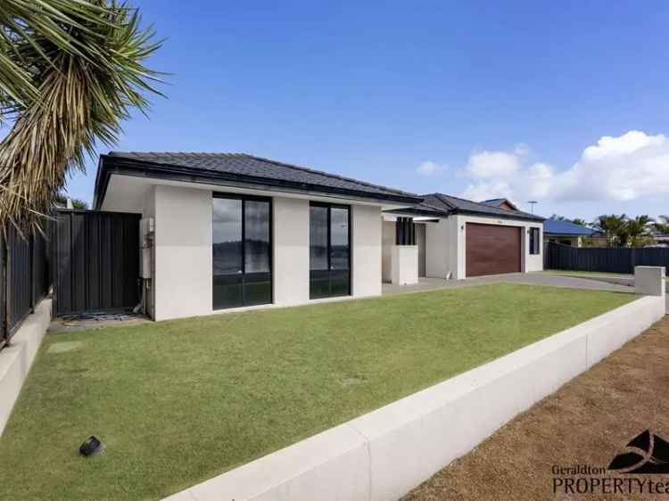 House For Sale in Geraldton, Western Australia