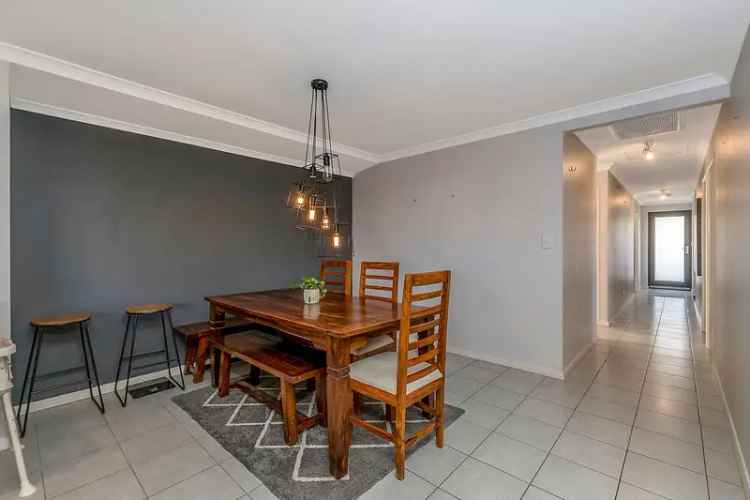 Rent 3 Bedroom Home in Baldivis with Entertaining Space and Gardens