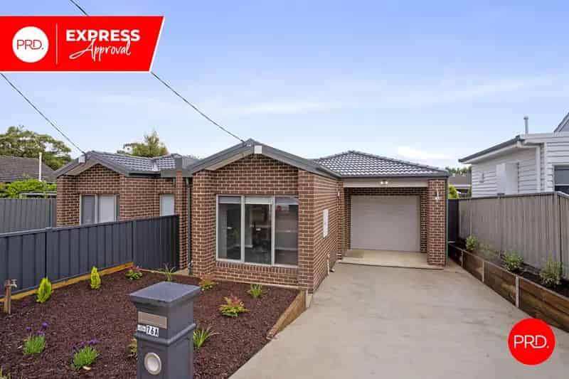 Modern three bedroom unit in North Bendigo!