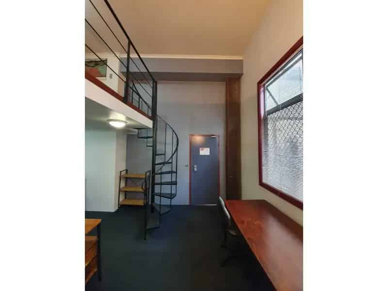 Broadway - Furnished Studio