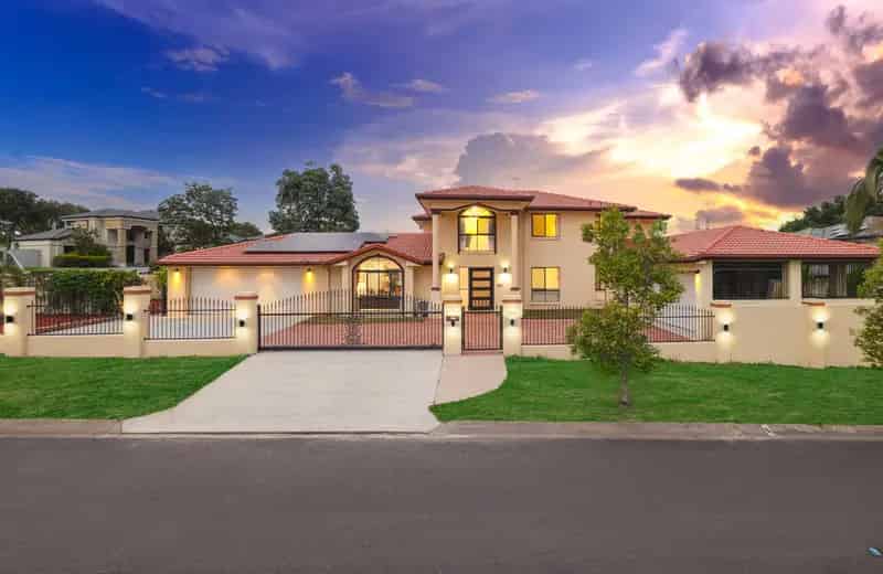 KING-SIZED PRESTIGIOUS PROPERTY IN STRETTON