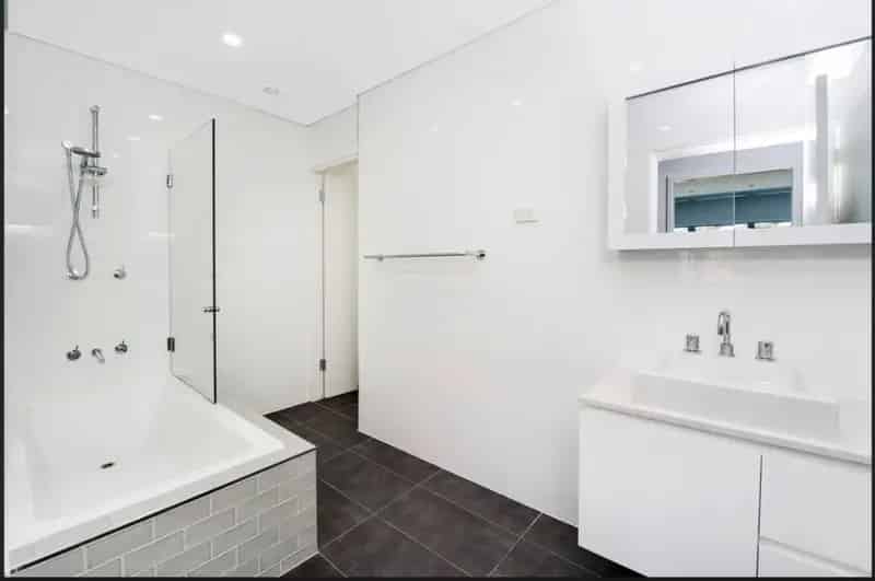 Real Estate For Lease - 1/38 Frenchs Forest Road - Seaforth , NSW