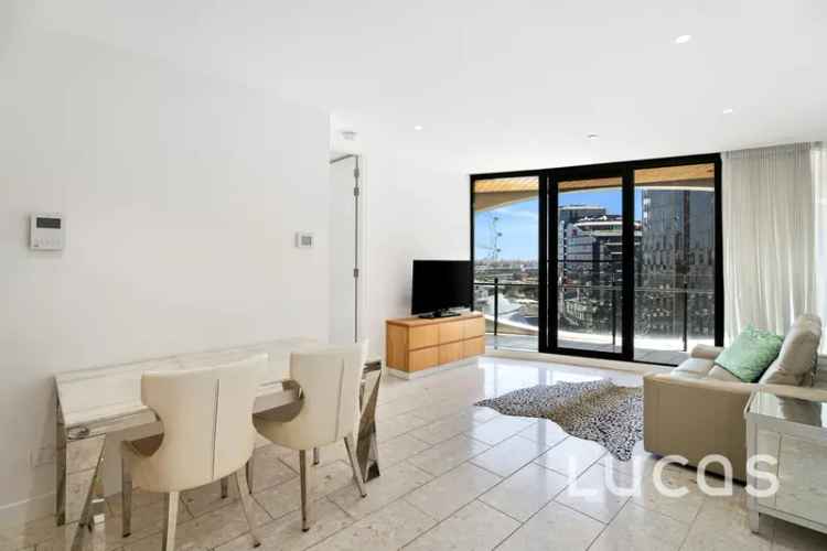 2 Bedroom Apartment Melbourne Harbour Views