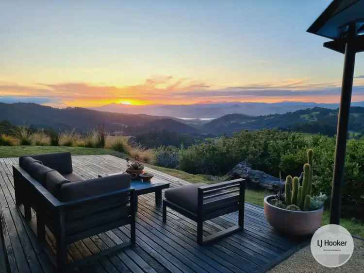 House For Sale in Woodbridge, Tasmania