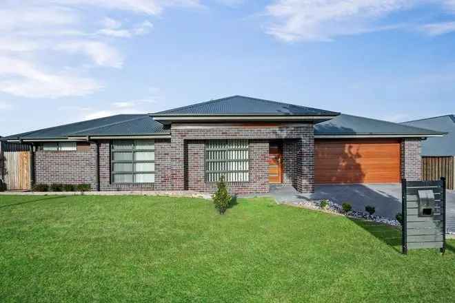 House For Rent in Newcastle-Maitland, New South Wales