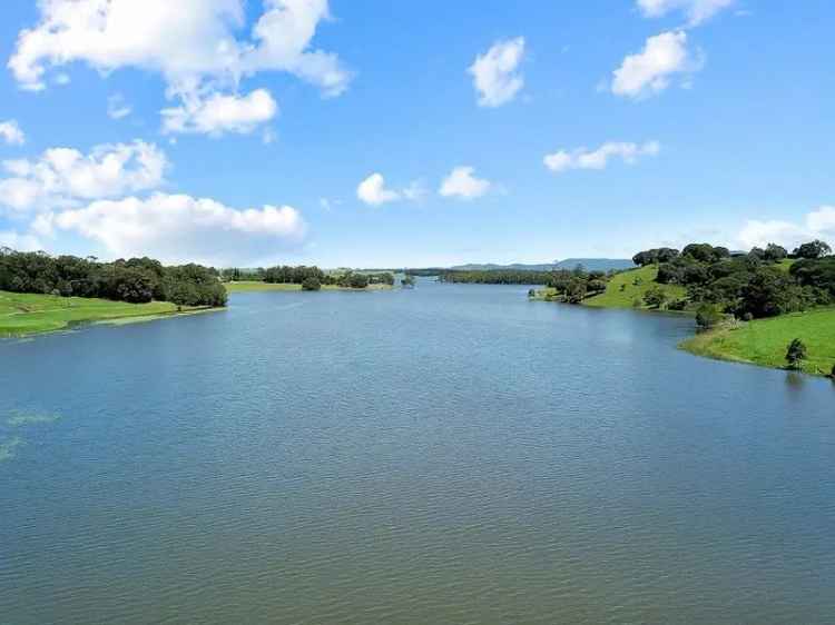 BUILD YOUR OWN AT YUNGABURRA WATERFRONT ESTATE!