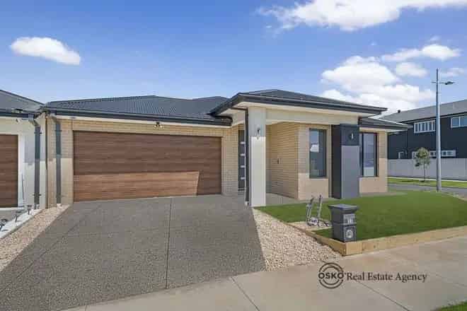 House For Sale , 11, Bukovo Street, Melbourne, Victoria