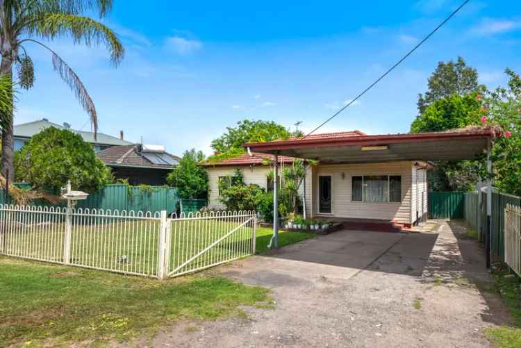 Charming Home with Granny Flat in Campbelltown