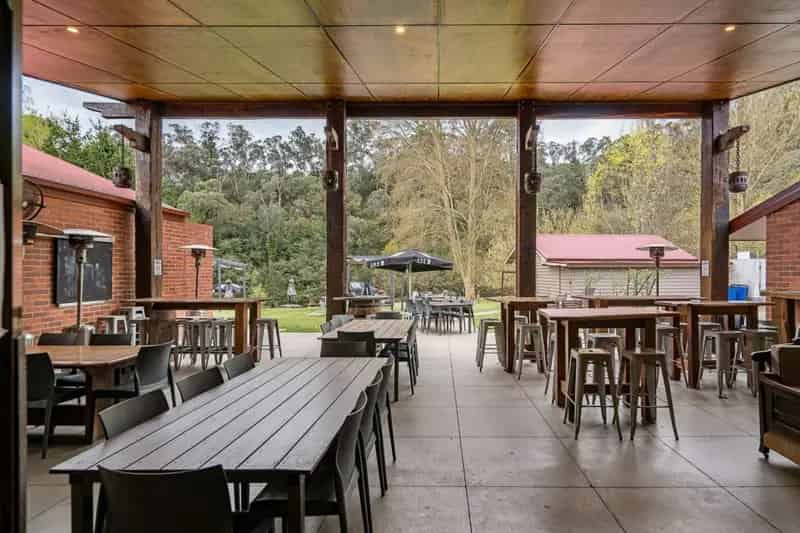 Buy commercial property hotel in Mitta Mitta with accommodation and beer garden