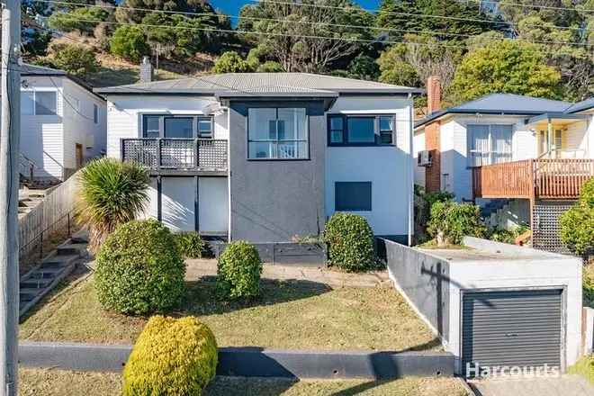 House For Sale in 27, Bay Street, Burnie, Tasmania