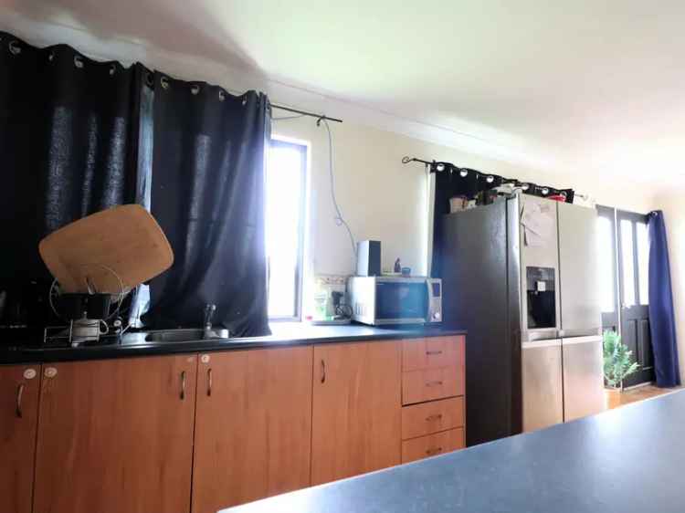 House For Sale in Roma, Queensland