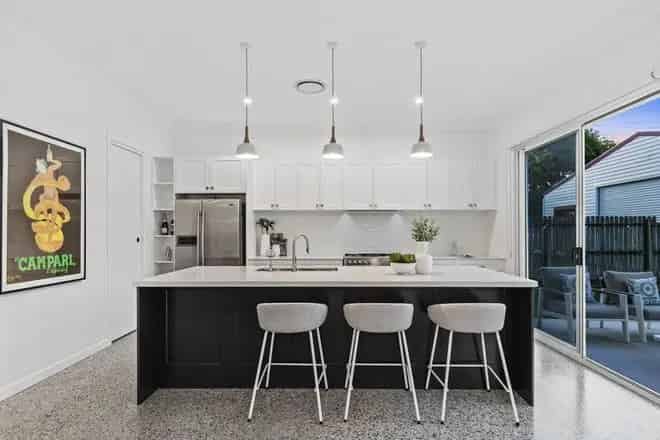 House For Sale , 61, Lodge Road, City of Brisbane, Queensland