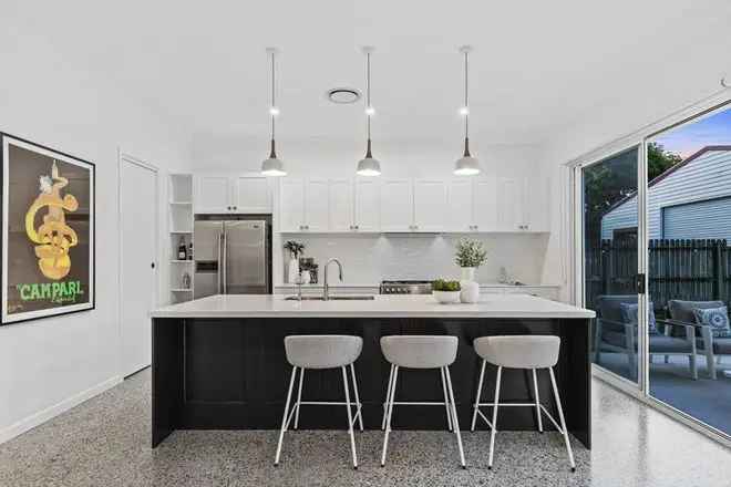 House For Sale , 61, Lodge Road, City of Brisbane, Queensland