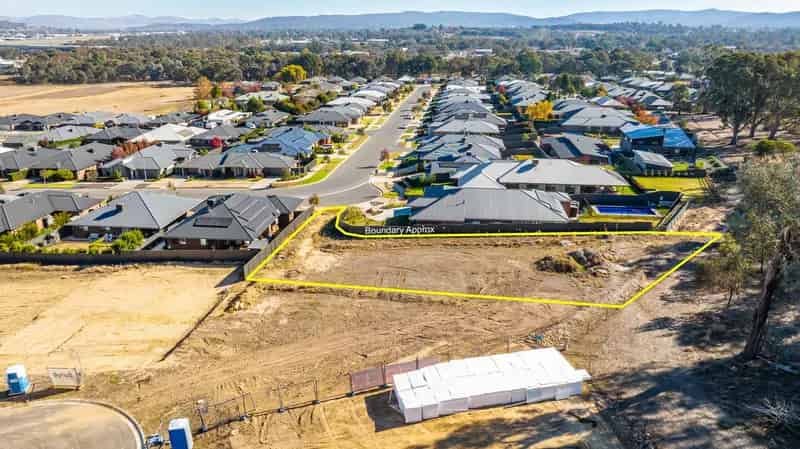 Create Your Dream Home in Murray Park Estate