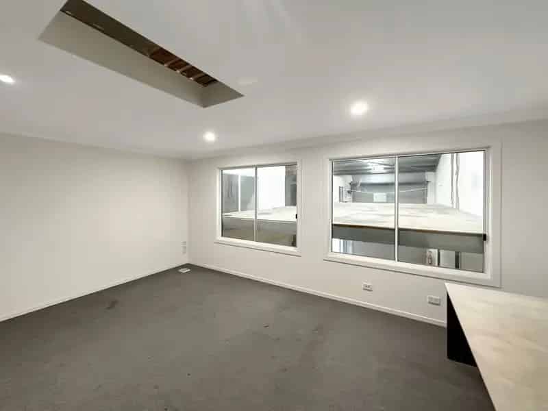 Real Estate For Commercial Lease - 2/6 Hawke Street - Kincumber , NSW