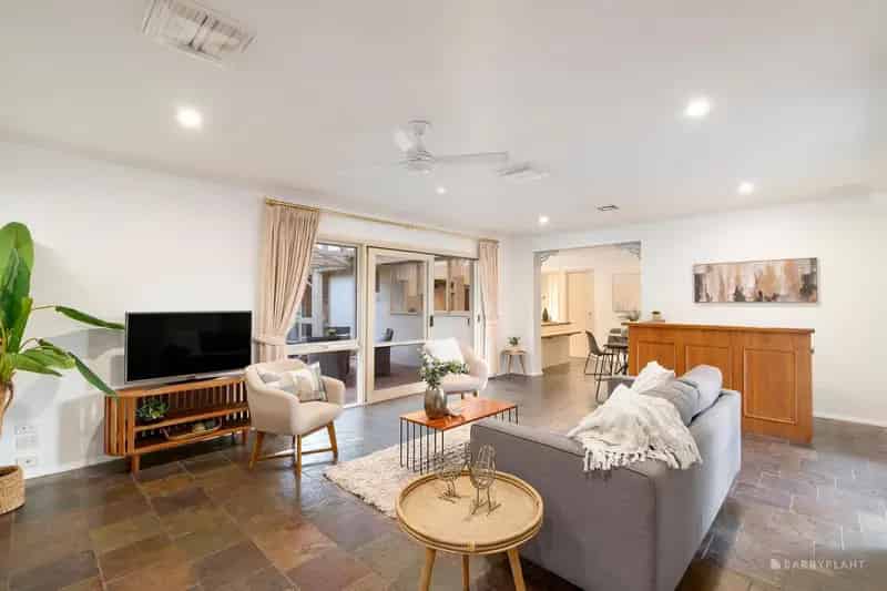 Generational Family Home Close to Parks and Shops