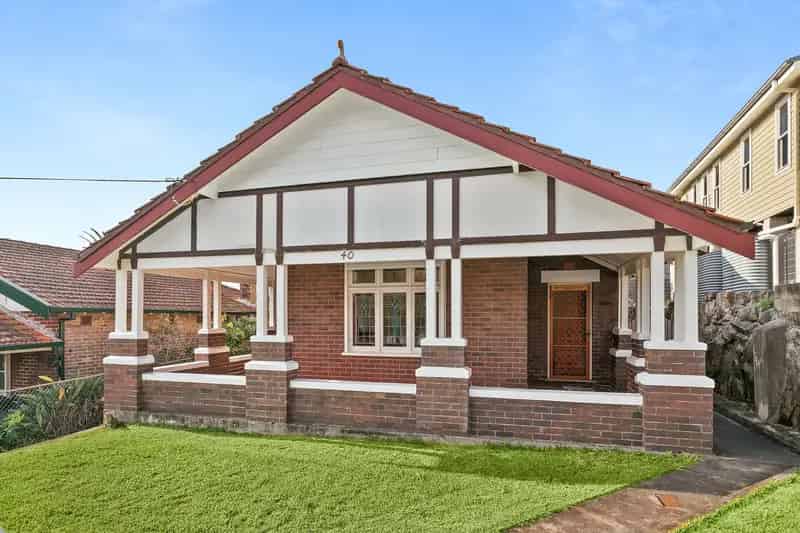 Bright Three Bedroom Home with Large Backyard